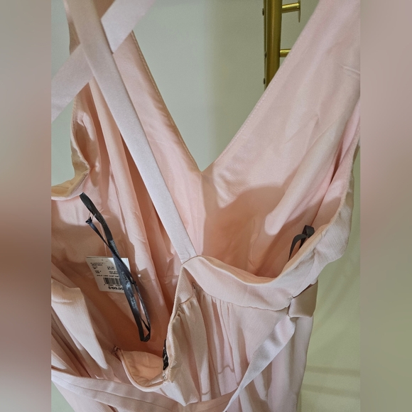 Vera Wang White Davids Bridal 20 Long Blush Dusty Rose Chiffon Dress Cross Back - Picture 13 of 15